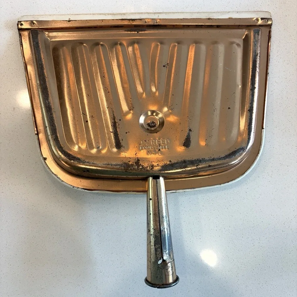 Vintage JV Reed USA Copper White Metal Dustpan MCM Dutch Folk Art M. Taber